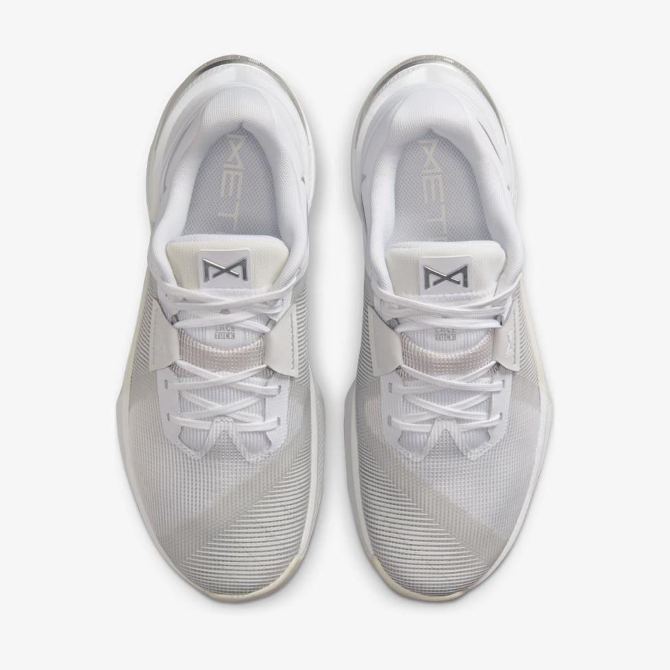 Outlet Жіночі кросівки NIKE W METCON 10 HQ2620-100_image_4