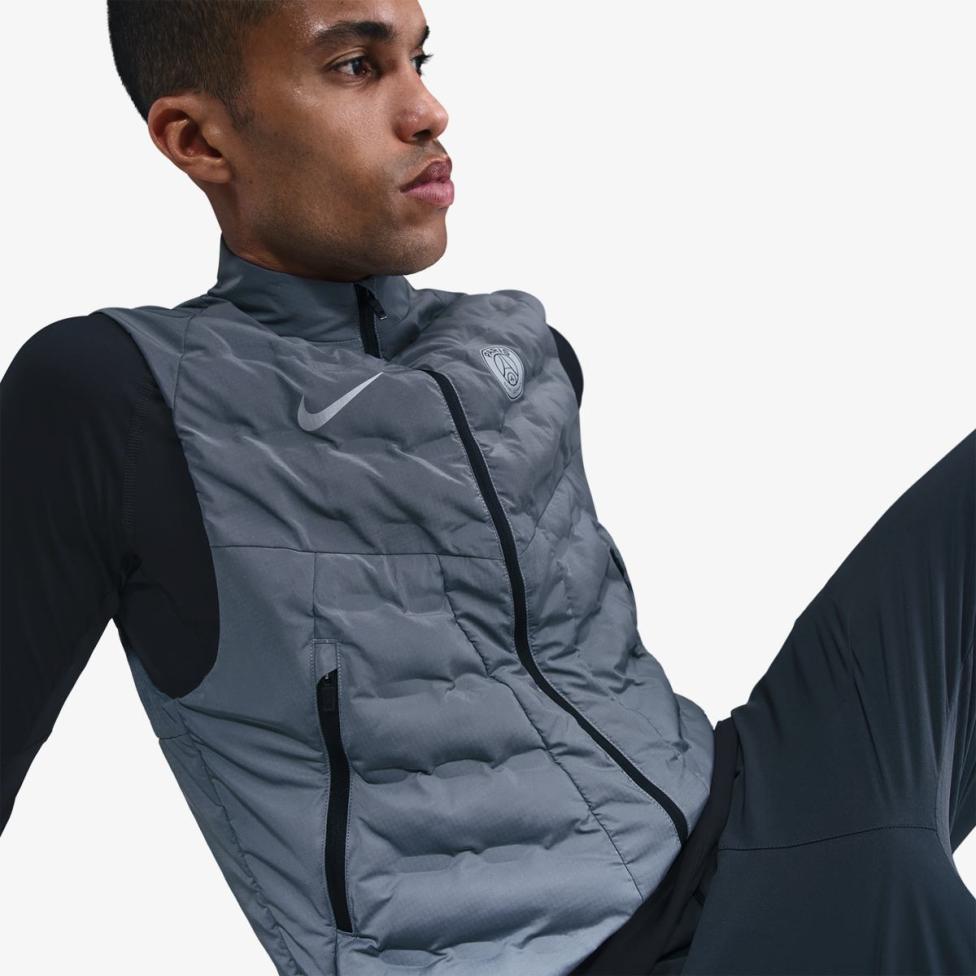 Outlet Чоловіча жилетка NIKE PSG MNK TFADV RUN DIVVEST GXTA HM4241-027_image_3