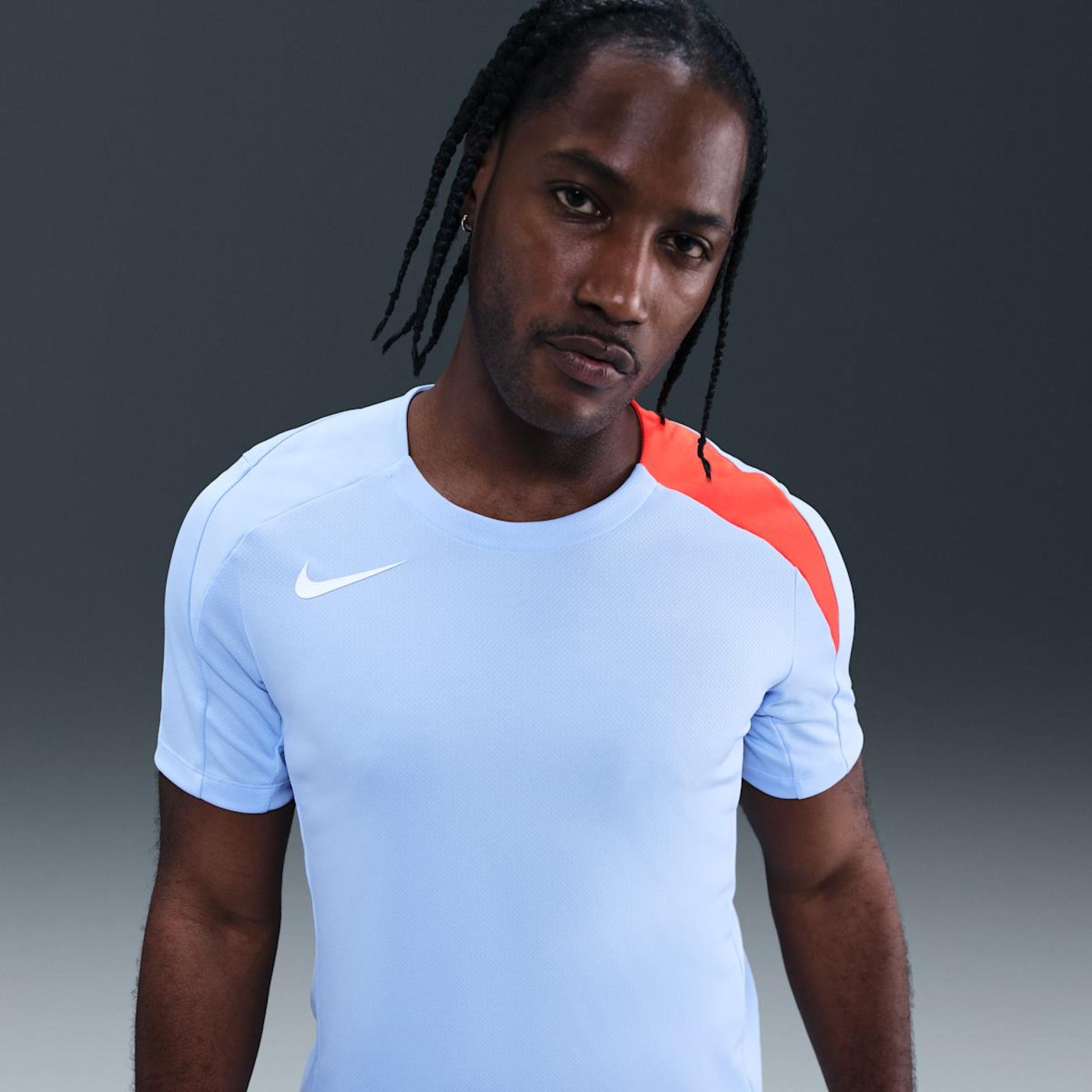 Outlet Чоловіча футболка NIKE M NK DF STRK TOP SS T90 HV6400-425