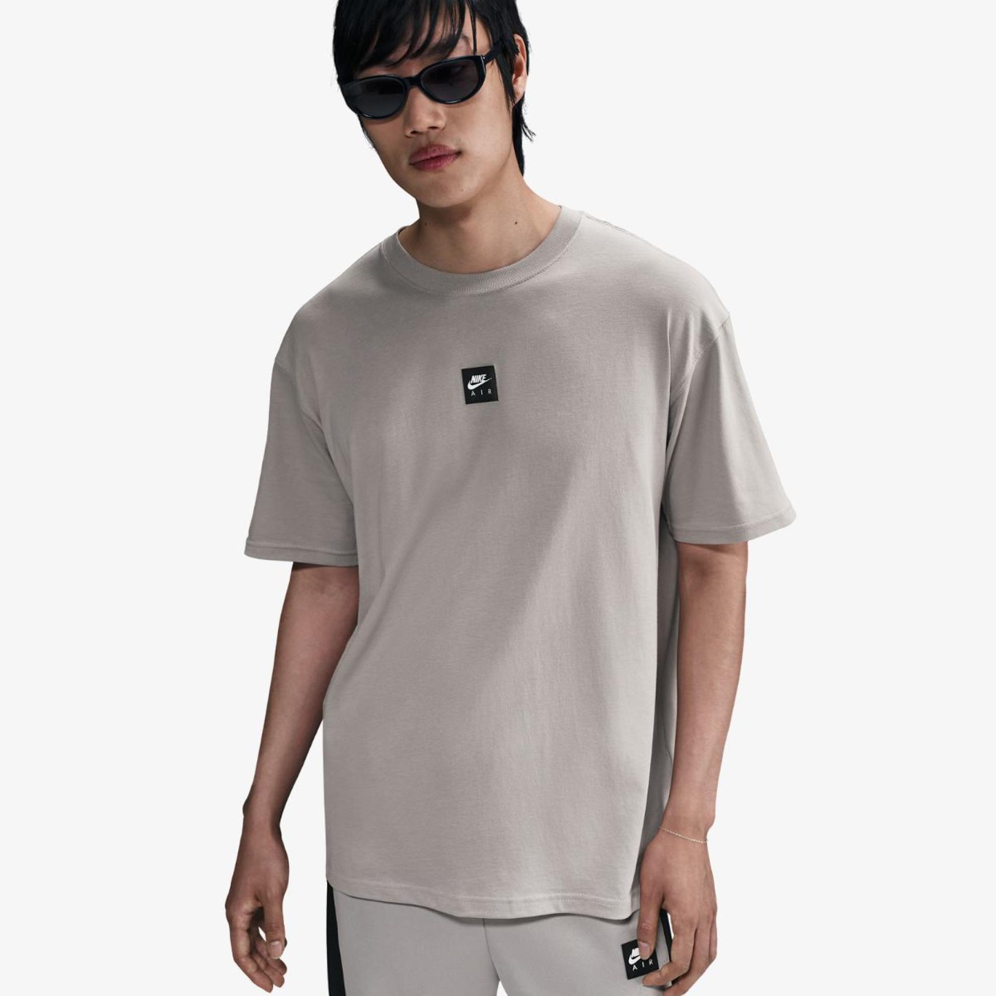 Outlet Чоловіча футболка NIKE M NSW TEE M90 NK AIR SSNL SU25 HJ0726-009