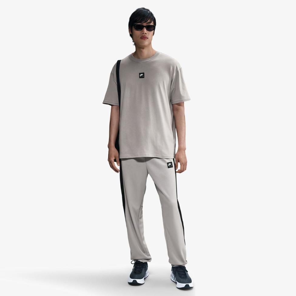 Outlet Чоловіча футболка NIKE M NSW TEE M90 NK AIR SSNL SU25 HJ0726-009