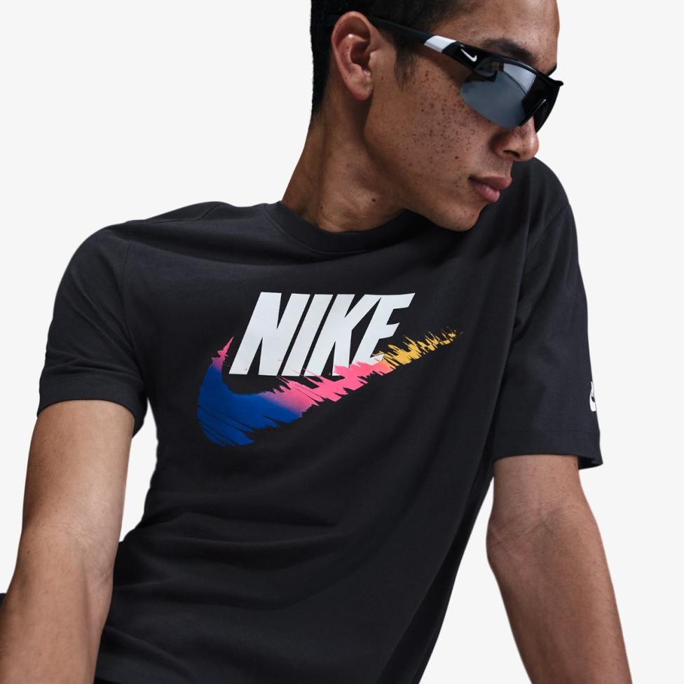 Outlet Чоловіча футболка NIKE M NSW TEE 6MO FTRA SP25 HJ0568-045