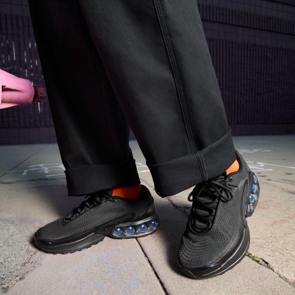Outlet Мужские кроссовки NIKE AIR MAX DN DV3337-006_image_10
