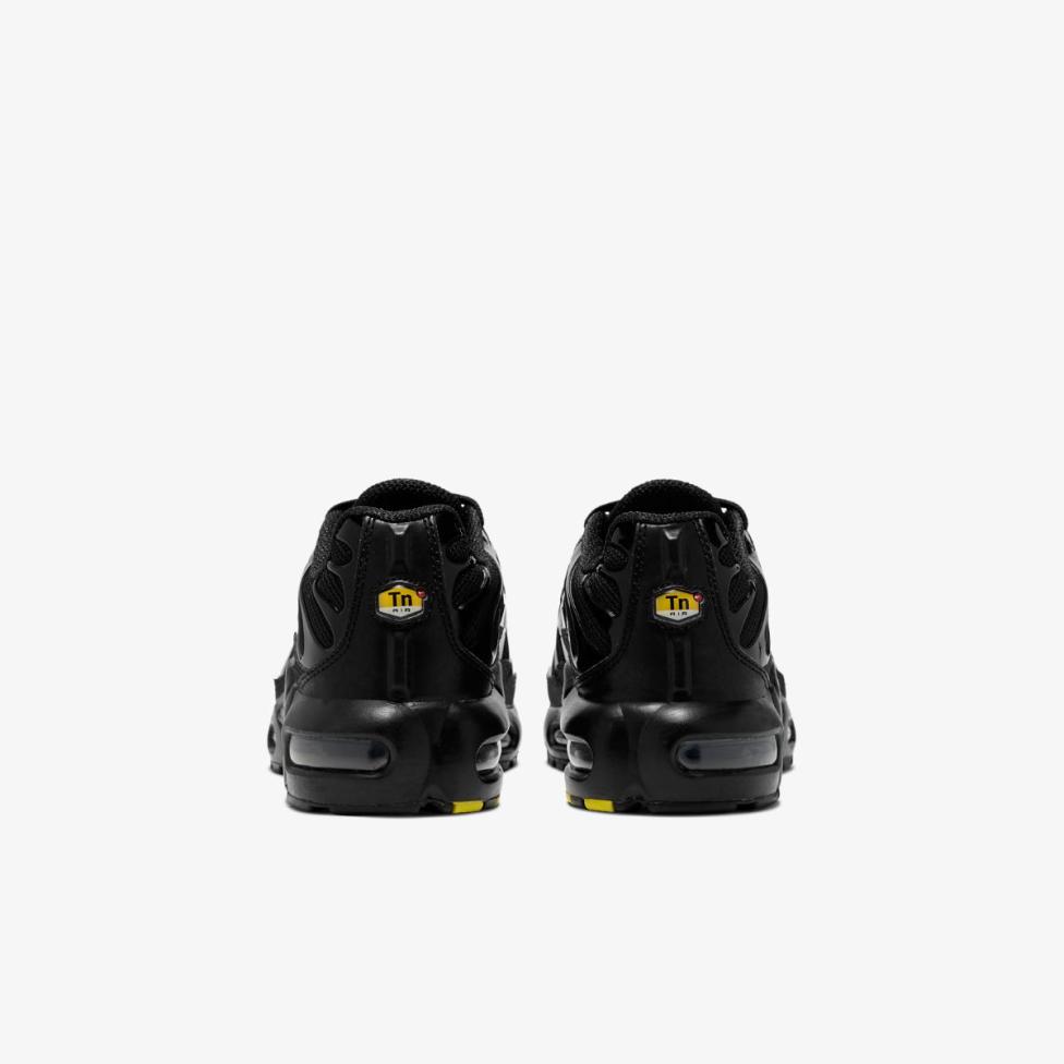 Outlet Дитячі кросівки NIKE AIR MAX PLUS TRIPLE BLACK (GS) CD0609-001_image_6