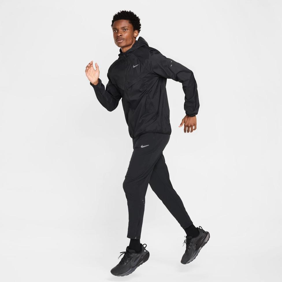 Outlet Чоловіча вітрівка NIKE M NK UV RPL STRIDE JACKET HV4548-010_image_6