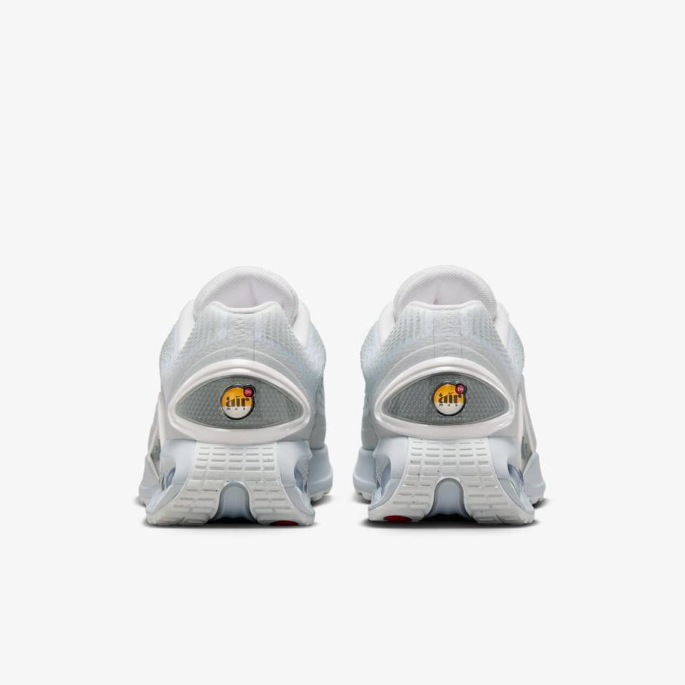 Outlet Кросівки NIKE W AIR MAX DN FJ3145-100_image_6