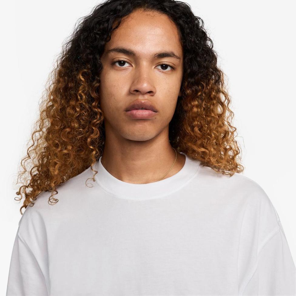 Outlet Мужская футболка NIKE U NSW TEE M90 OC REMIX HJ0774-100_image_3