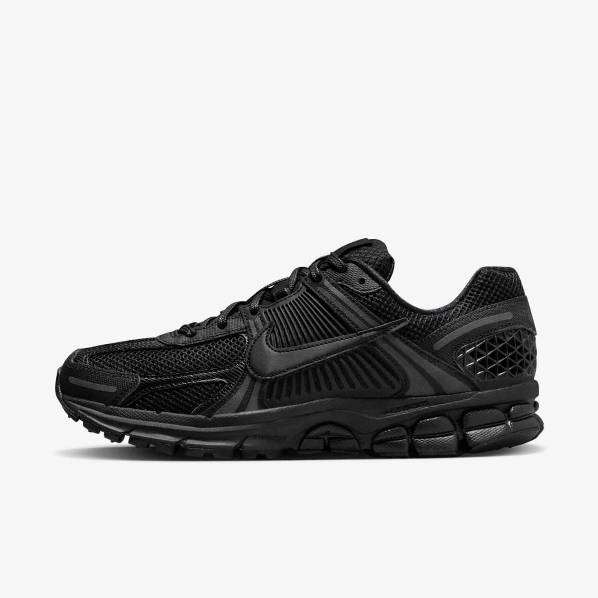 Outlet Чоловічі кросівки NIKE ZOOM VOMERO 5 BV1358-003