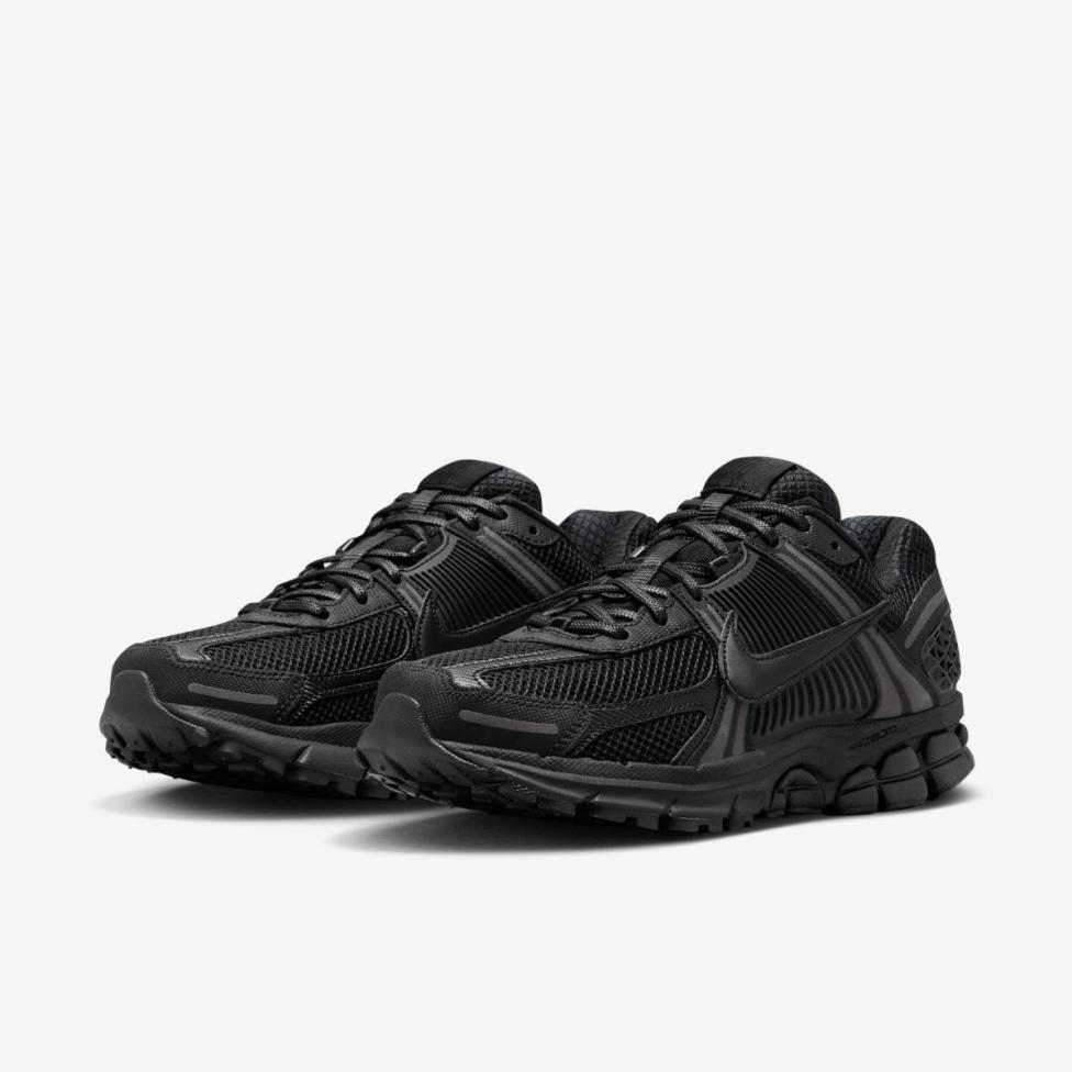 Outlet Чоловічі кросівки NIKE ZOOM VOMERO 5 BV1358-003_image_5