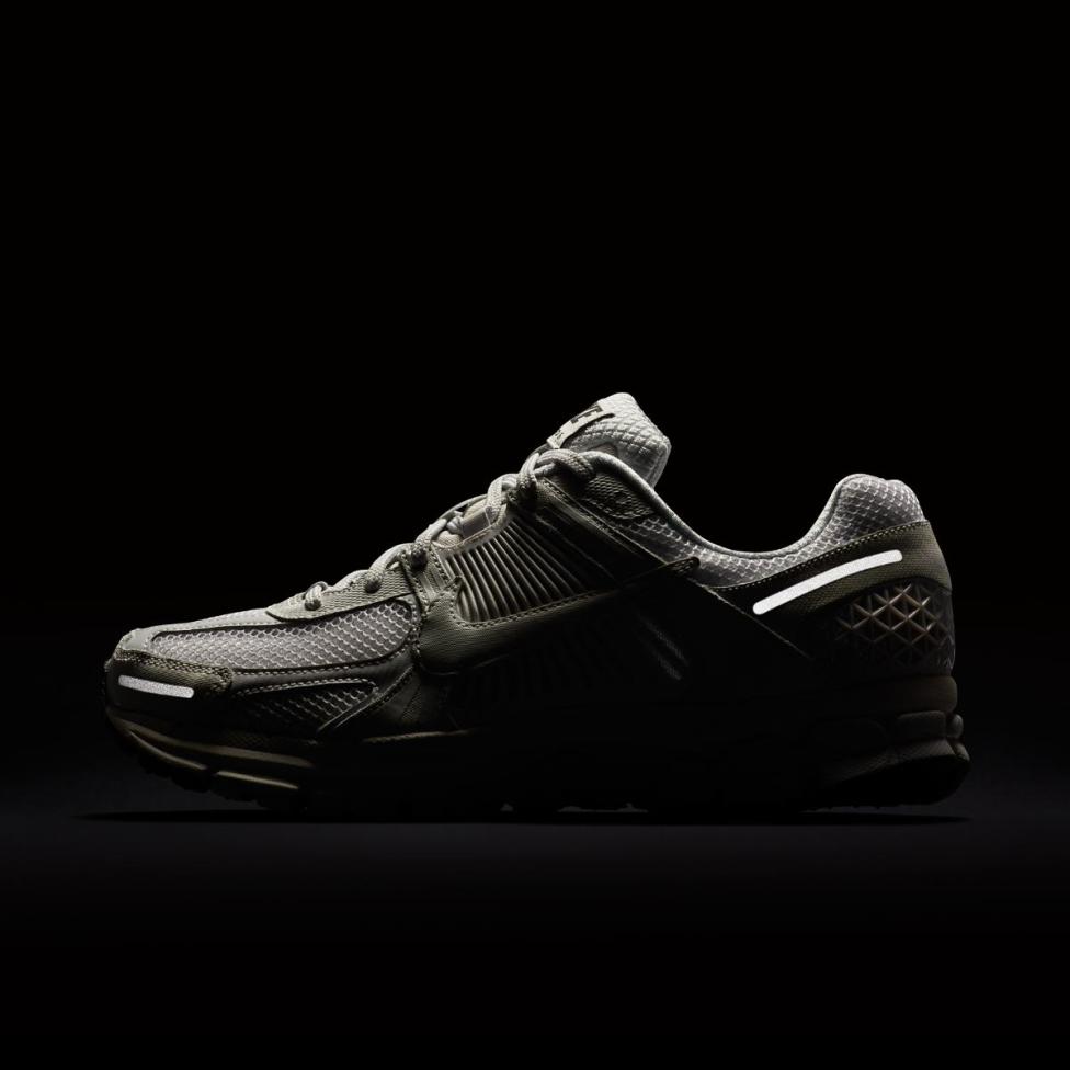 Outlet Мужские кроссовки для бега Nike Zoom Vomero 5 Sp BV1358-001_image_7