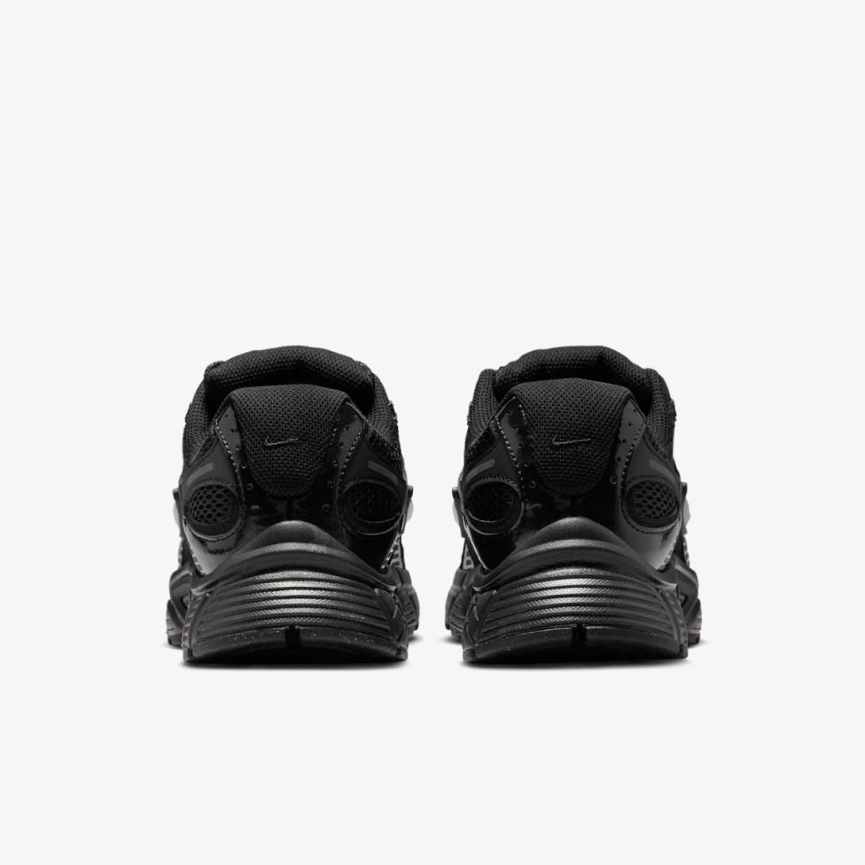 Outlet Жіночі кросівки NIKE W V5 RNR HQ7901-001_image_6