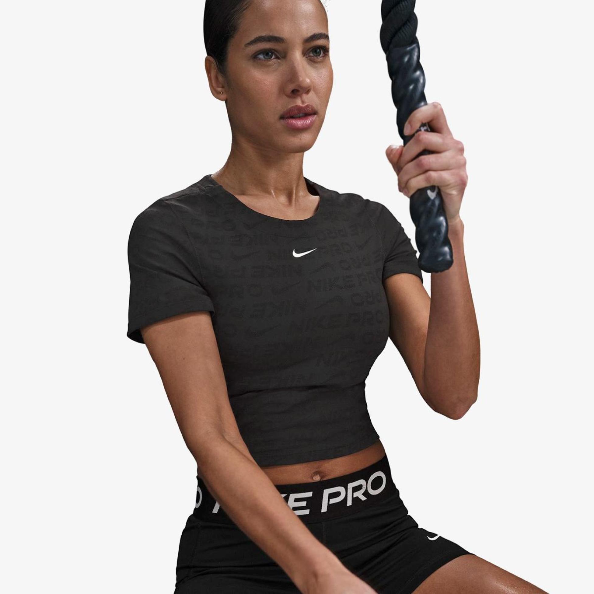 Outlet Жіноча футболка NIKE W NP DF SS TOP AOJ GG HJ2285-010