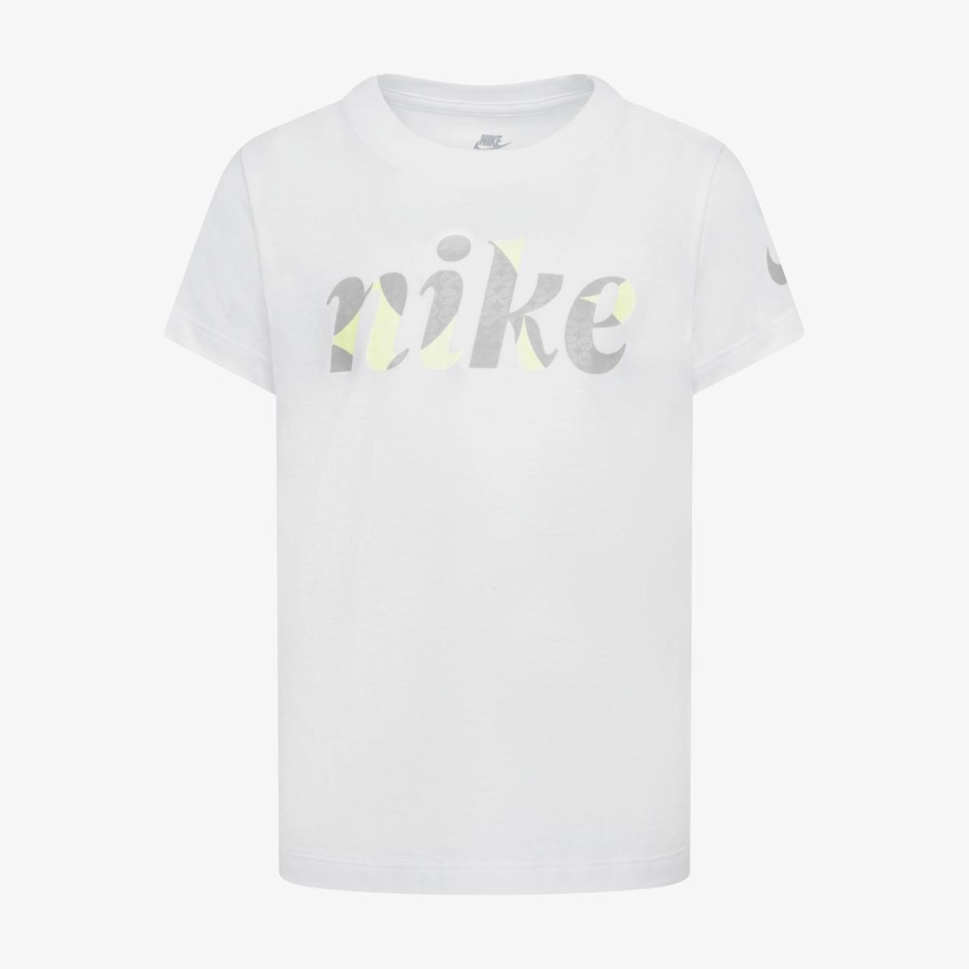 Outlet Дитяча футболка NIKE NKG ESSENTIALS TCOE TEE / NKG ESSENTIALS TCOE TEE 36M603-001