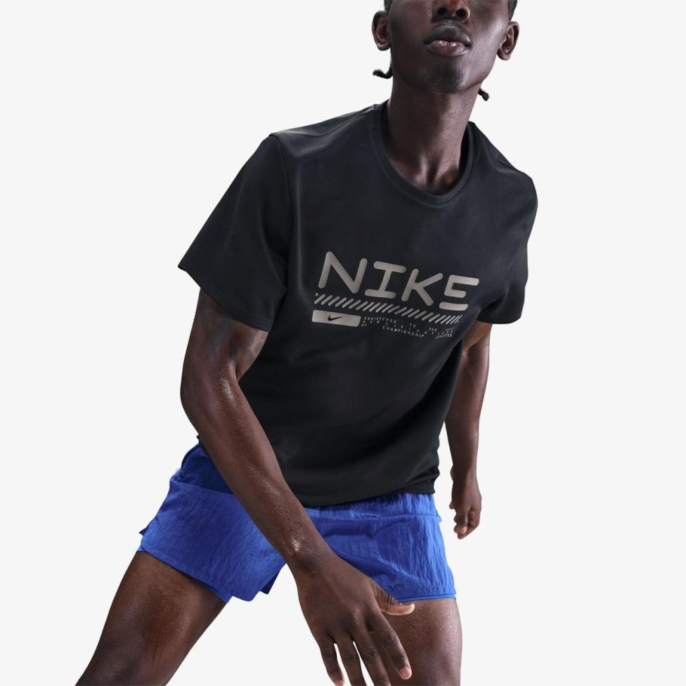 Outlet Мужская футболка NIKE M NK WINTER MILER SS TOP HV2676-010_image_3