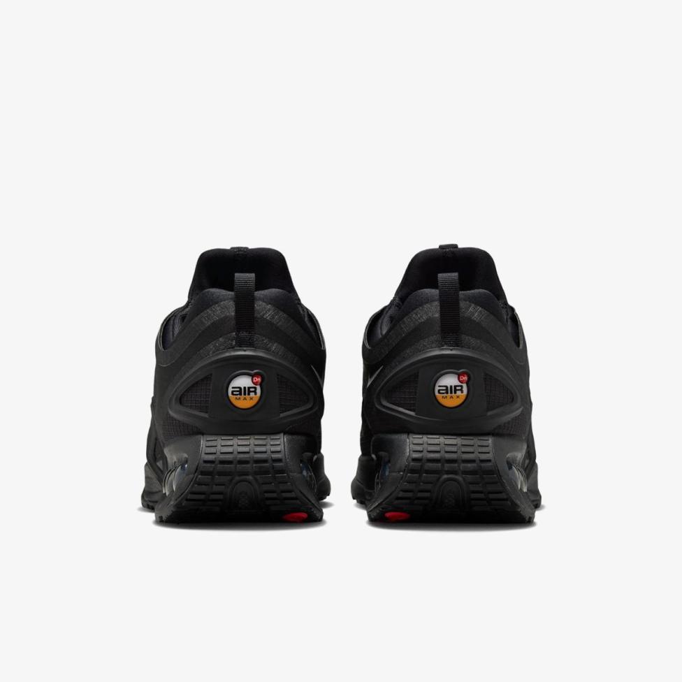 Outlet Чоловічі кросівки NIKE AIR MAX DN ROAM BLACK / METALLIC SILVER HQ8605-001_image_6