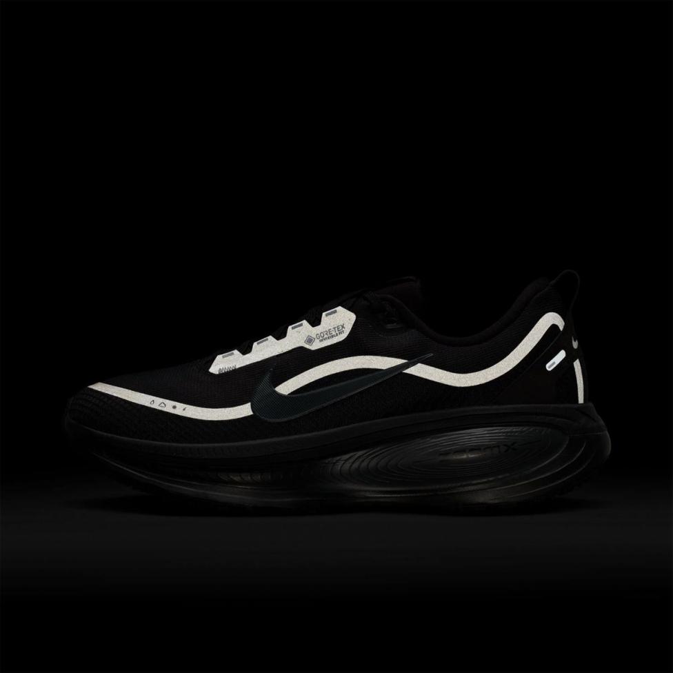 Outlet Мужские кроссовки NIKE VOMERO 18 GORE-TEX TRIPLE BLACK HQ7001-001_image_10