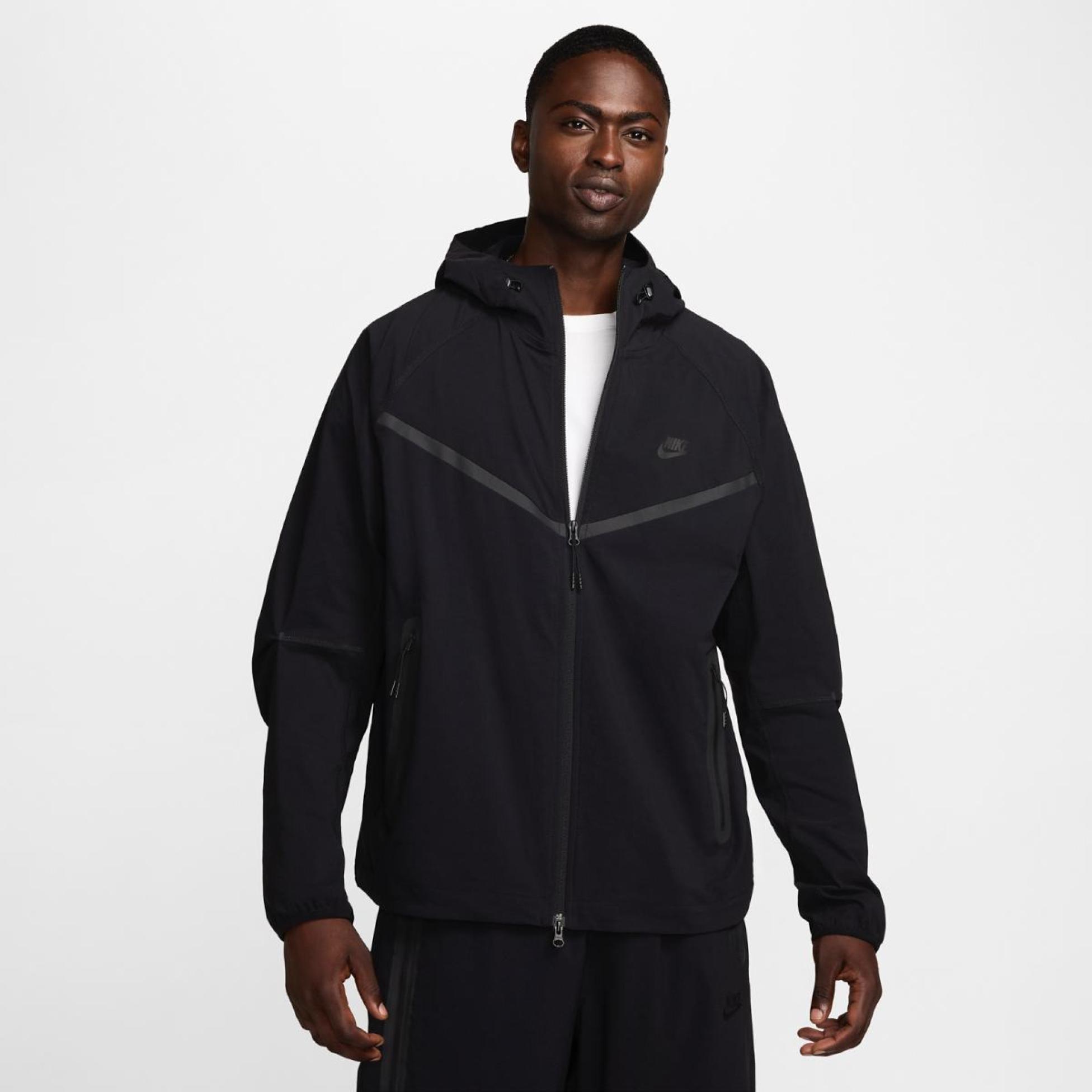 Outlet Чоловіча толстовка NIKE M NK TCH WVN WR FZ JKT HM7151-010