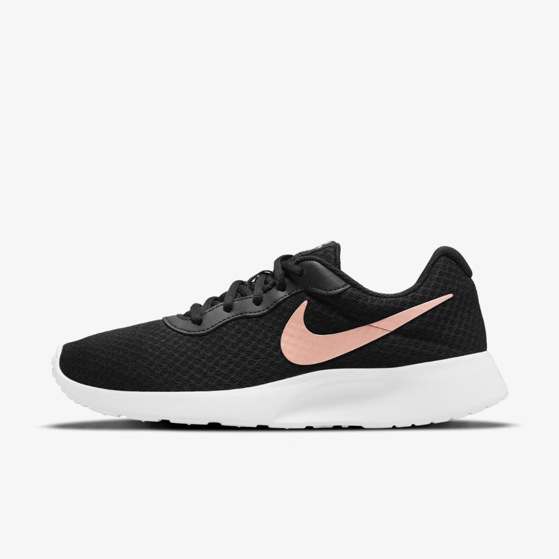 Outlet Жіночі кросівки NIKE WMNS TANJUN DJ6257-001