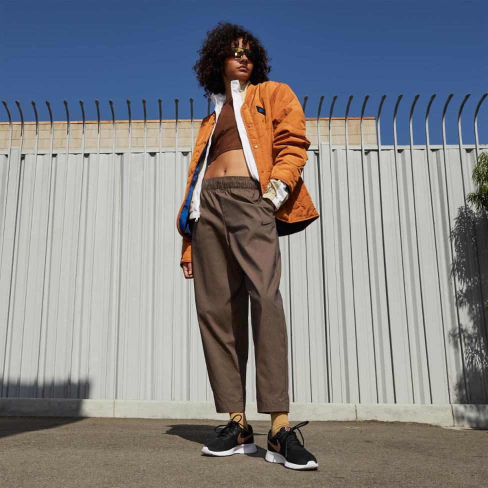 Outlet Жіночі кросівки NIKE WMNS TANJUN DJ6257-001_image_9