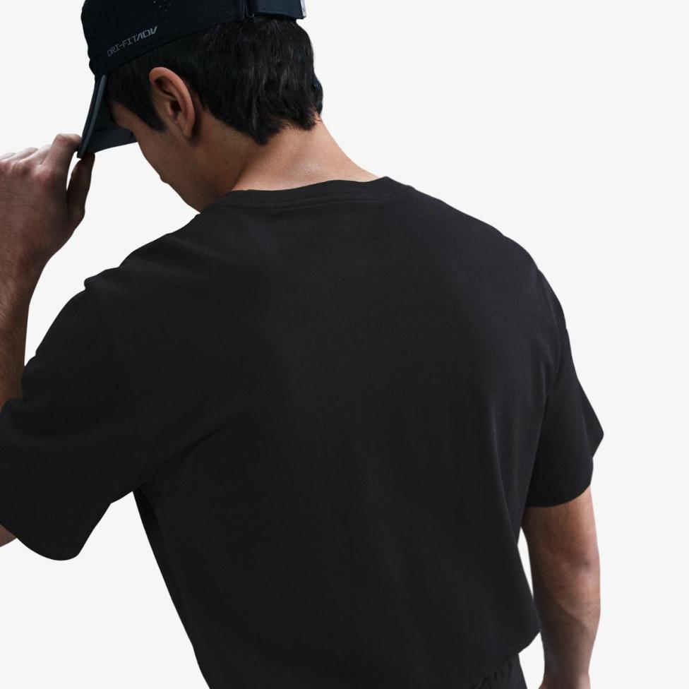 Outlet Чоловіча футболка NIKE M NK TEE ELITE ENTRY HJ3684-010