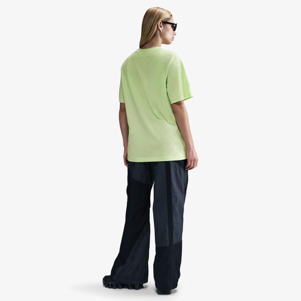Outlet Жіноча футболка NIKE W NSW TEE ESSNTL LBR FD4149-360_image_3