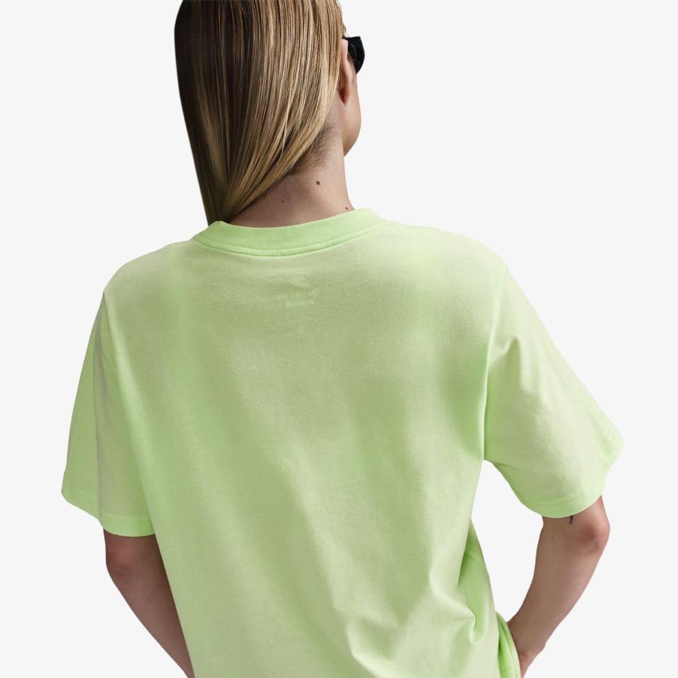Outlet Жіноча футболка NIKE W NSW TEE ESSNTL LBR FD4149-360