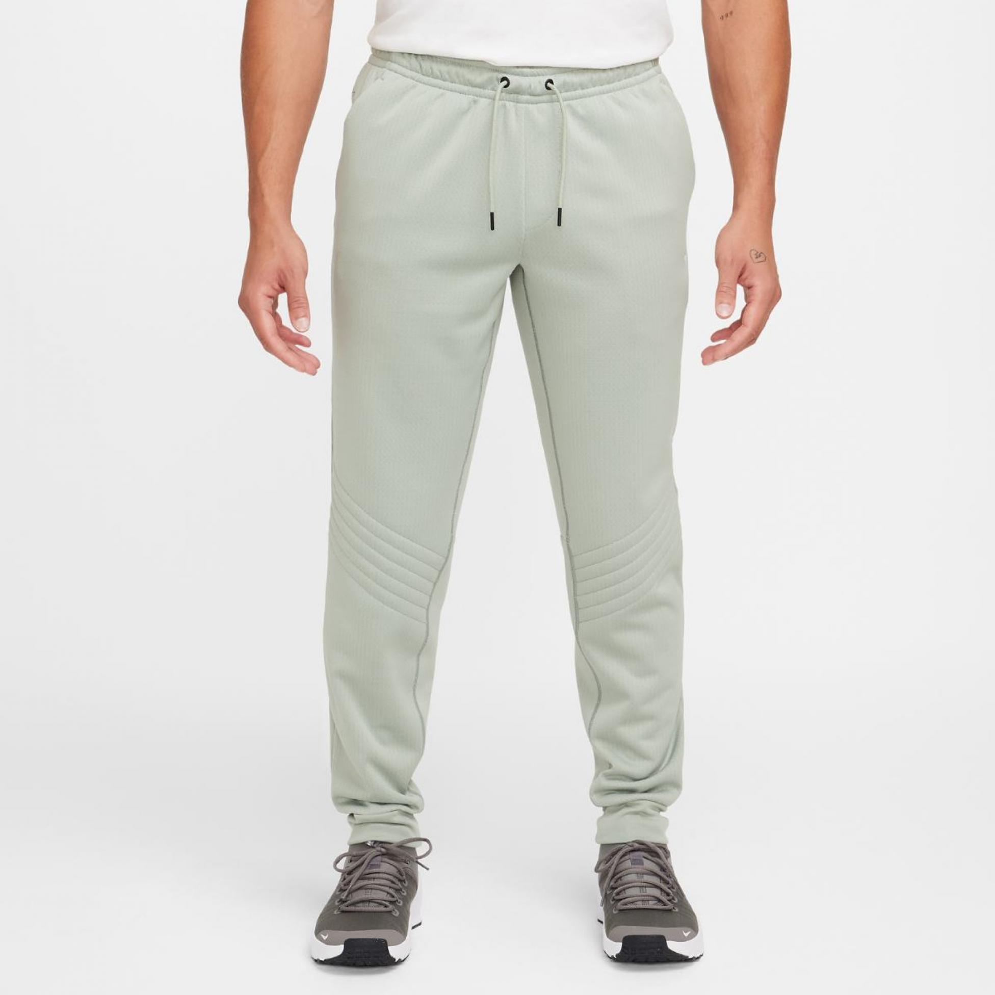 Outlet Чоловічі штани NIKE M NK TF RPL THRMA SPHR WNT JGR FZ1109-370