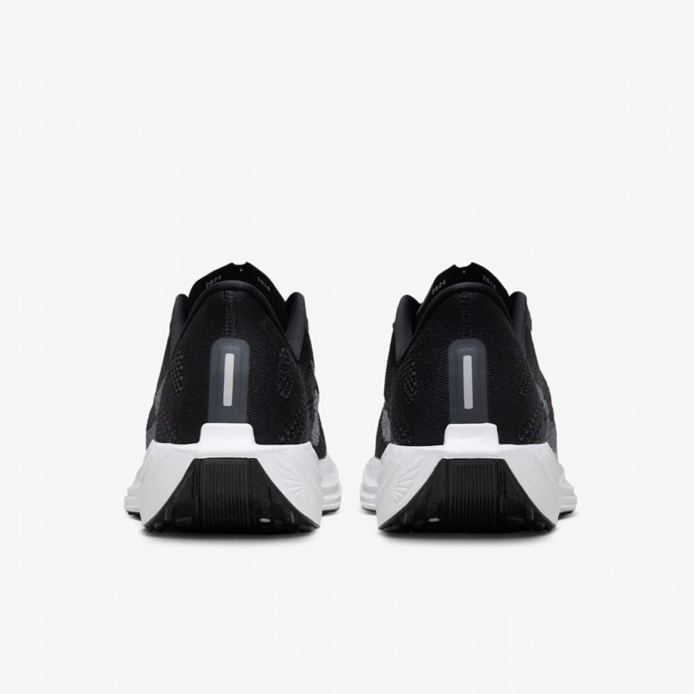 Outlet Чоловічі кросівки NIKE PEGASUS PLUS FQ7262-002_image_6