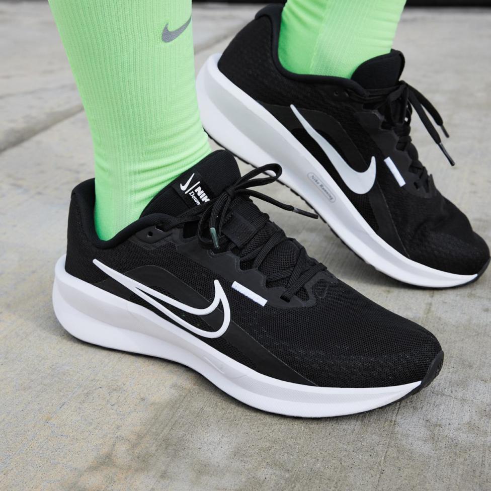Outlet Жіночі кросівки NIKE W DOWNSHIFTER 13 FD6476-001_image_9