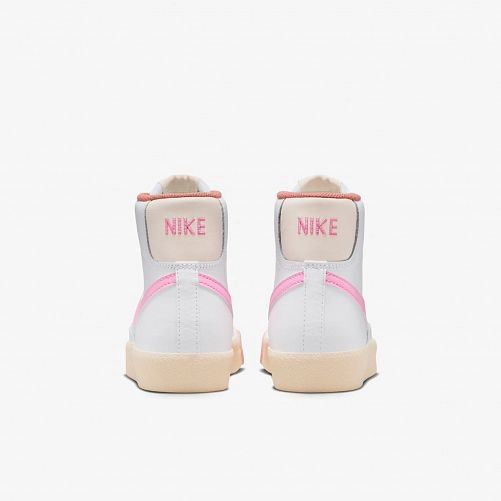 Outlet Кросівки жіночі Nike Blazer Mid 77 (Gs) DZ2900-100_image_7