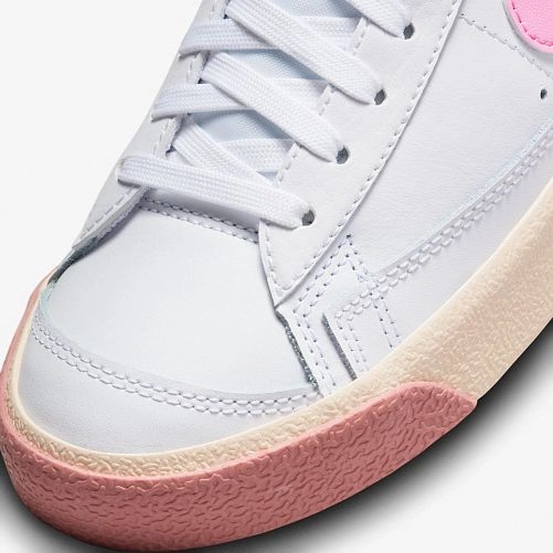 Outlet Кросівки жіночі Nike Blazer Mid 77 (Gs) DZ2900-100_image_5