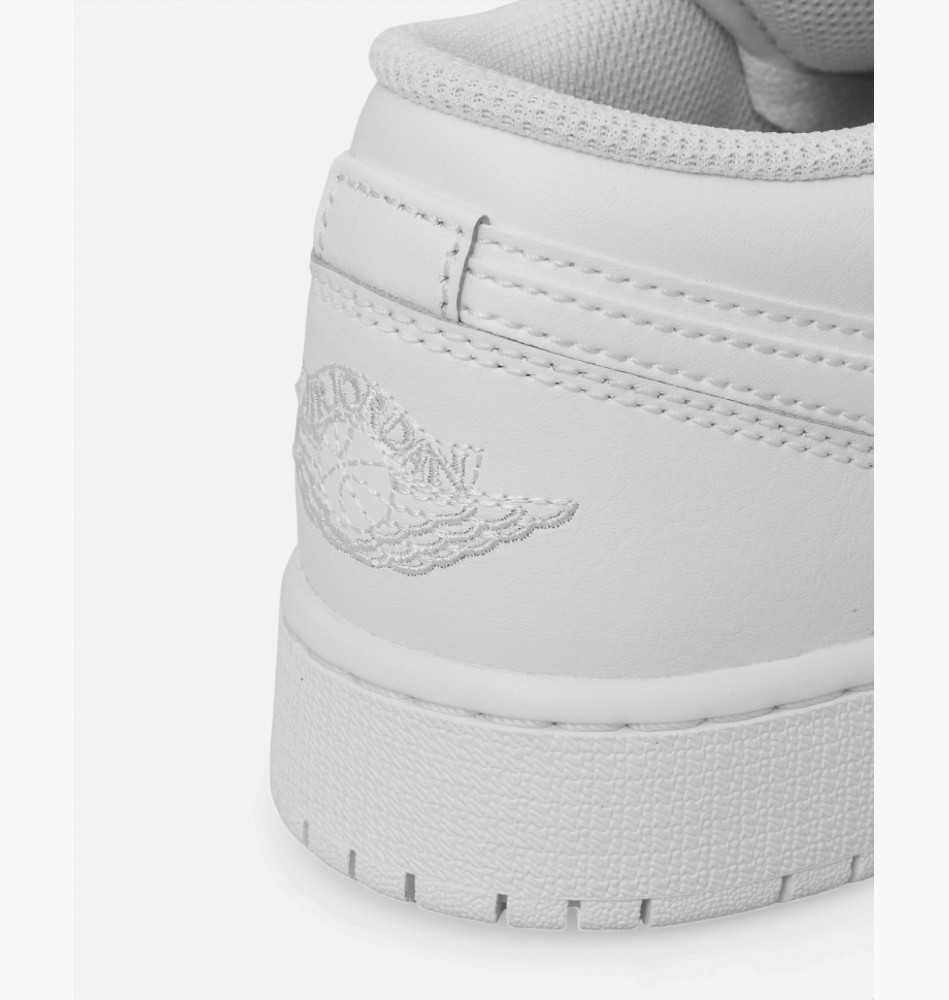 Outlet Кросівки AIR JORDAN 1 LOW 553560-136_image_4