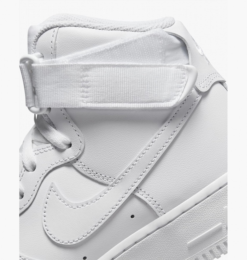 Outlet Кросівки жіночі Nike Air Force 1 High DD9624-100_image_4