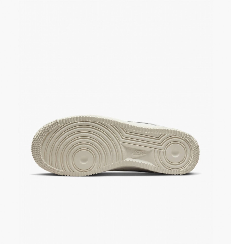 Outlet Кроссовки Nike Air Force 1 07 White Dq7569-100_image_7