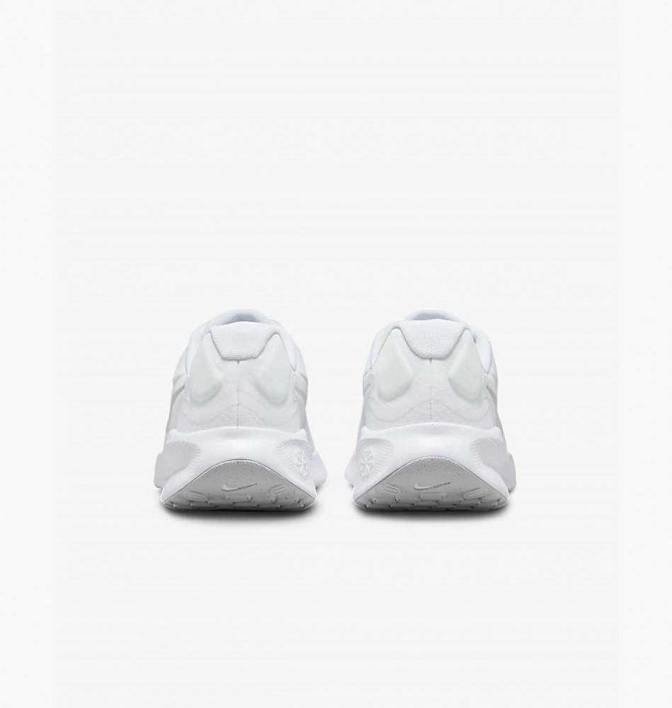 Outlet Кросівки чоловічі Nike Revolution 7 FB2207-100_image_7