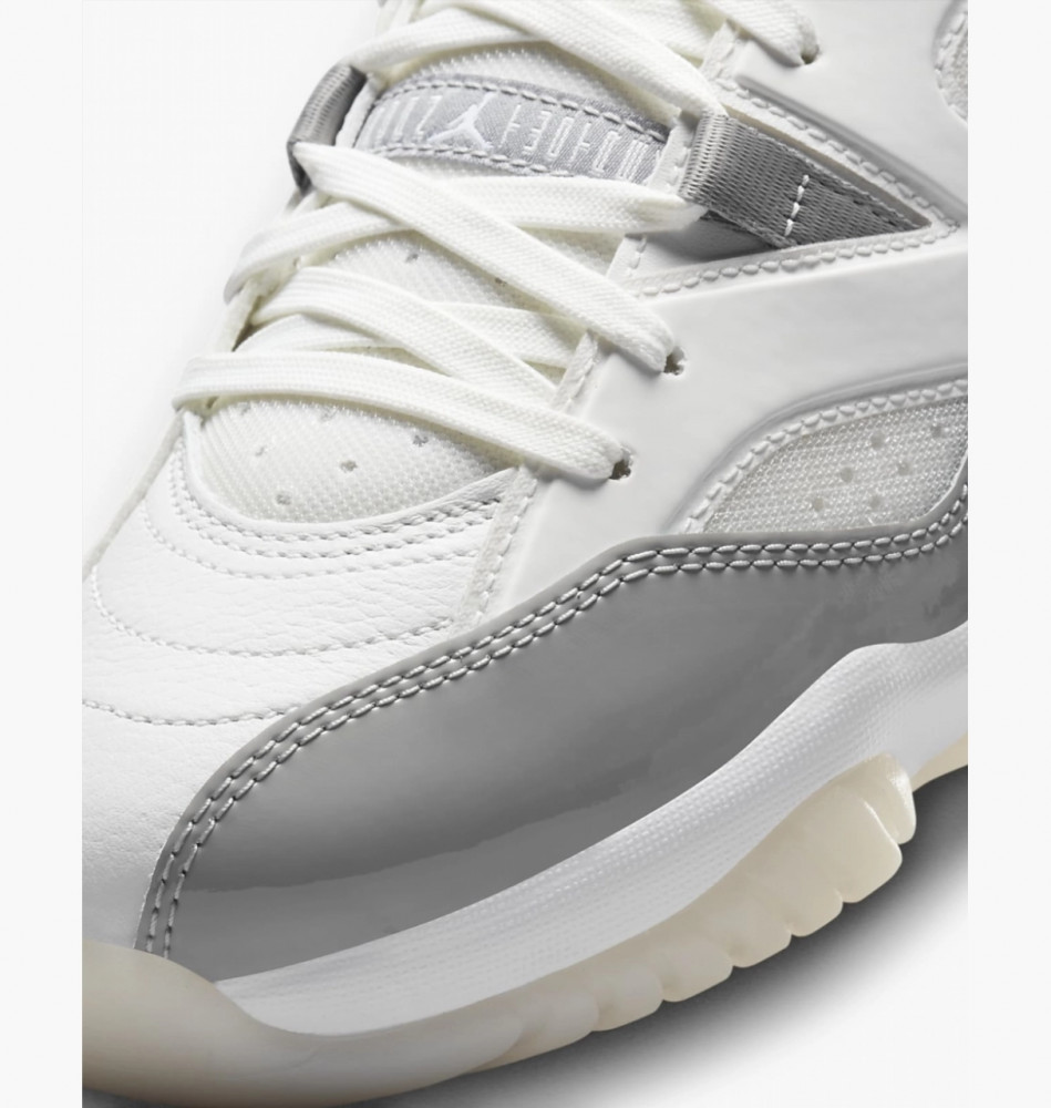 Outlet Кросівки Jordan Jumpman Two Trey DR9631-002_image_8