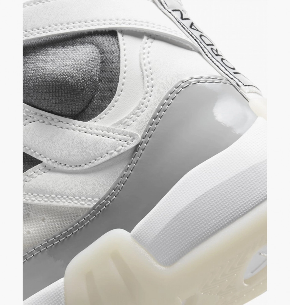Outlet Кросівки Jordan Jumpman Two Trey DR9631-002_image_5