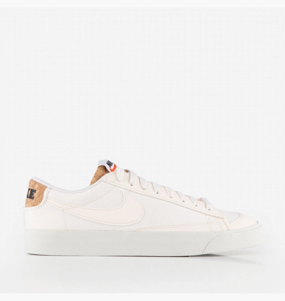 Outlet Кросівки Nike Blazer Low 77 Prm DV7231-001