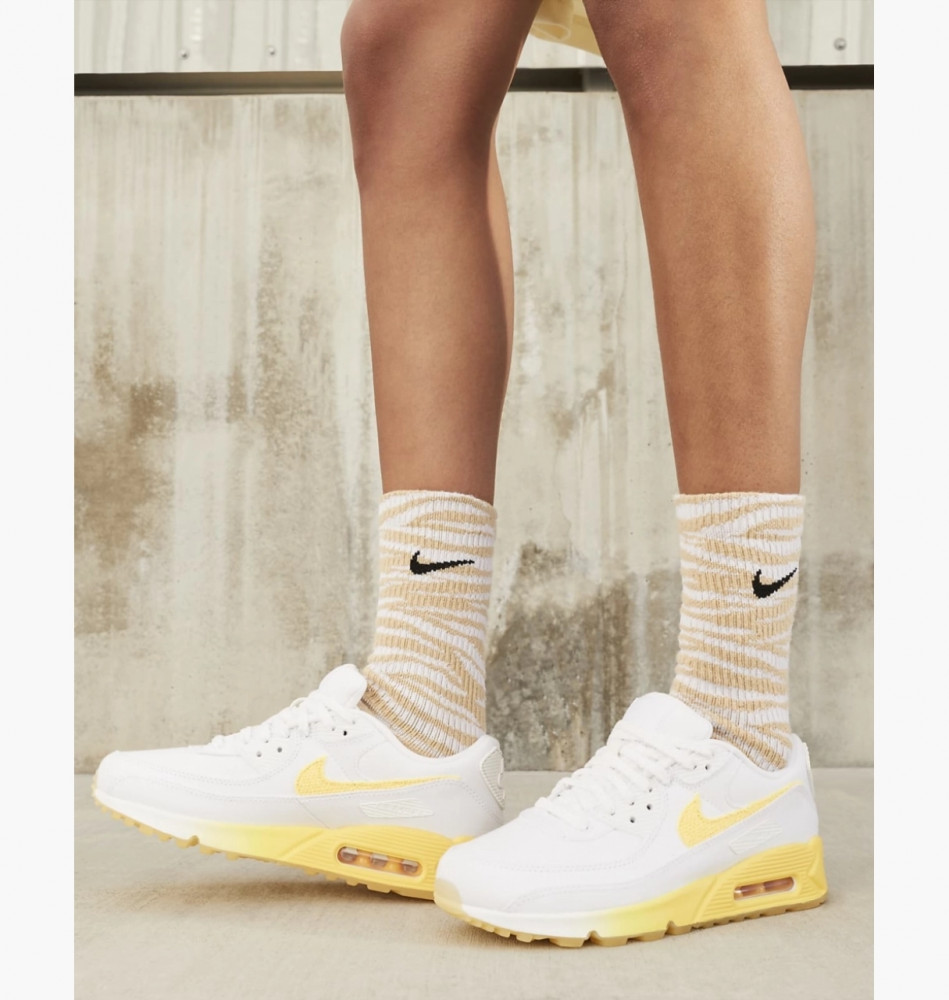 Outlet Кросівки Nike Air Max 90 Se FJ4548-100_image_6