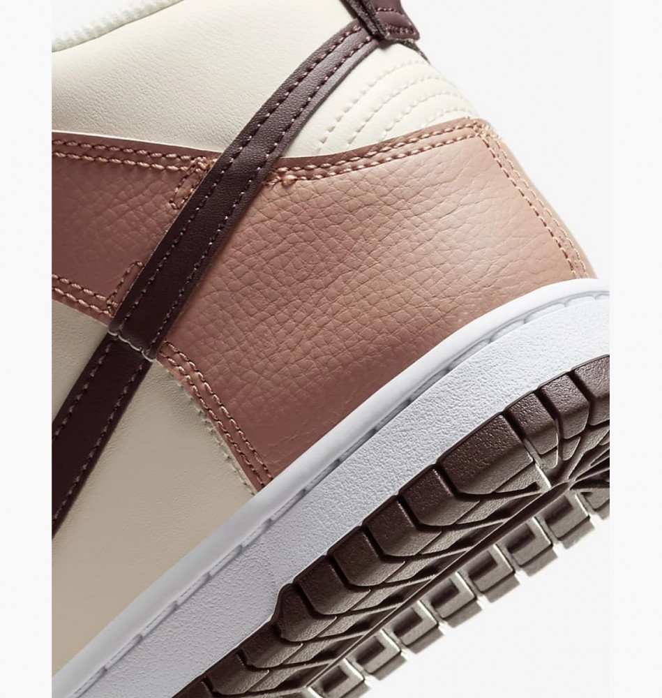 Outlet Кросівки Nike Dunk High FQ2755-200_image_3