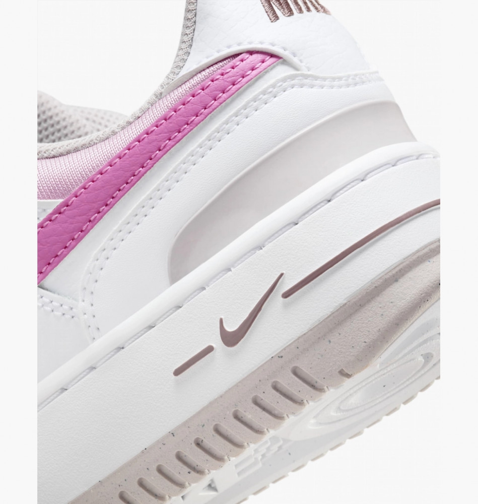 Outlet Кросівки жіночі Nike Gamma Force FZ3613-100_image_9