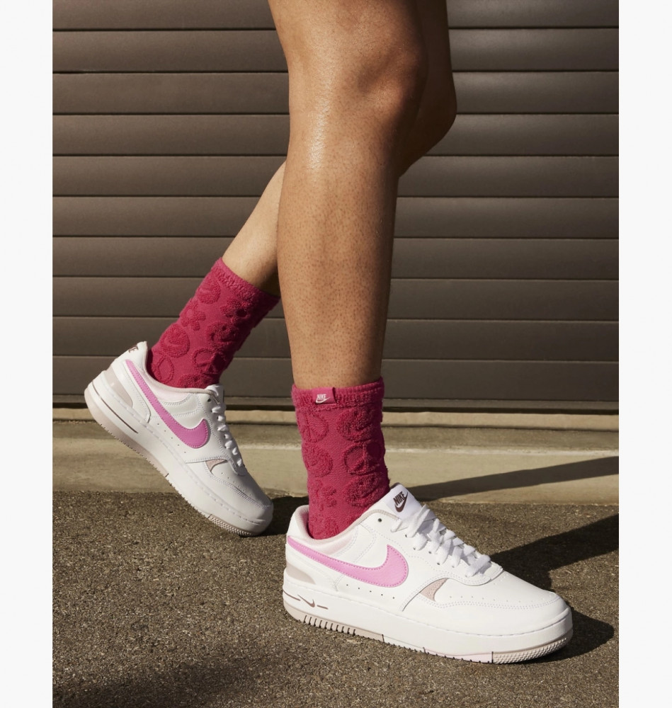 Outlet Кросівки жіночі Nike Gamma Force FZ3613-100_image_10