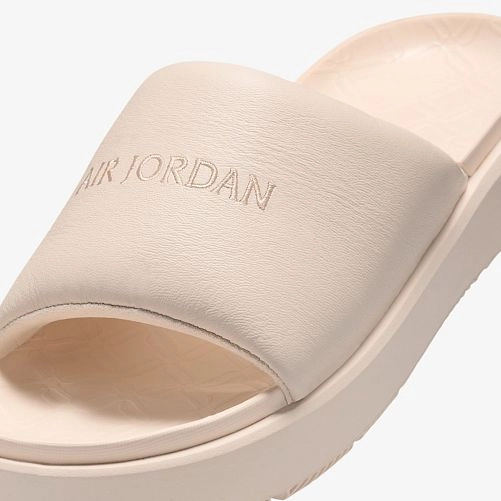 Outlet Тапочки Air Jordan Sophia Slide FZ7012-200_image_3