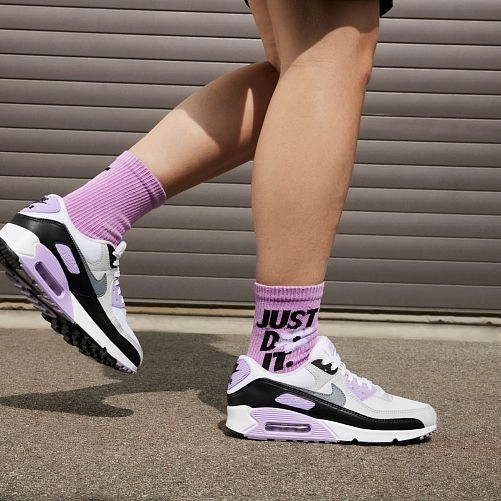 Outlet Жіночі кросівки Nike Air Max 90 DH8010-103_image_4