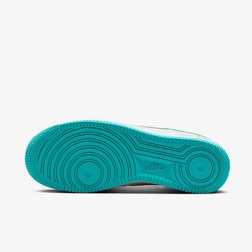 Outlet Кросівки Nike Air Force 1 DV3808-107_image_6