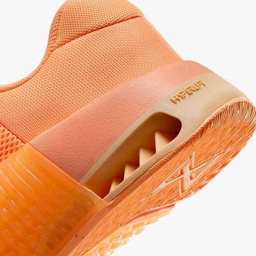 Outlet Кросівки Nike Metcon 9 Amp DZ2616-800_image_8